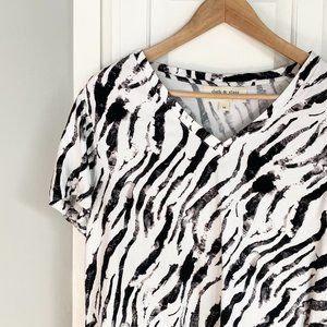 Cloth & Stone || Contrast Print Blouse